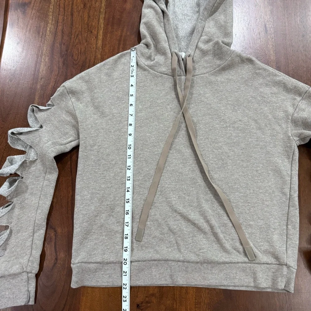 ALO Yoga Slay Hoodie Slash Sleeve Cropped Athleisure Size XS